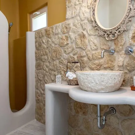 Willa Peratsi Country House