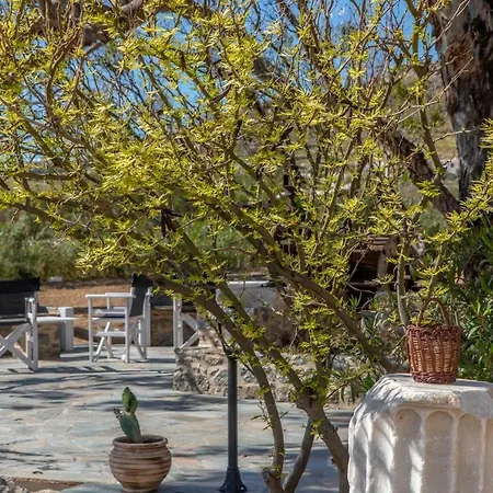 Willa Peratsi Country House