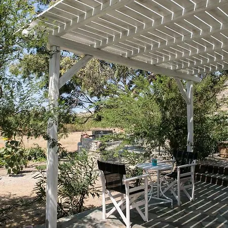 Peratsi Country House Vila